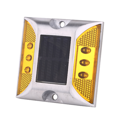 NI-MH البطارية الشمسية الطريق مسمار ضوء 5mm LED IP68 Proetect الشمسية علامات الطرق